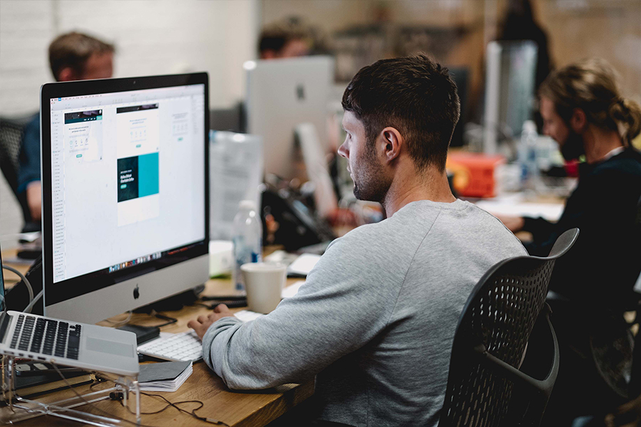 man working Organisations